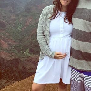 White Sleeveless Maternity Dress